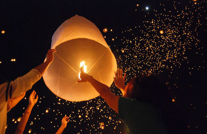 Concerns over planned Peak District sky lantern festival